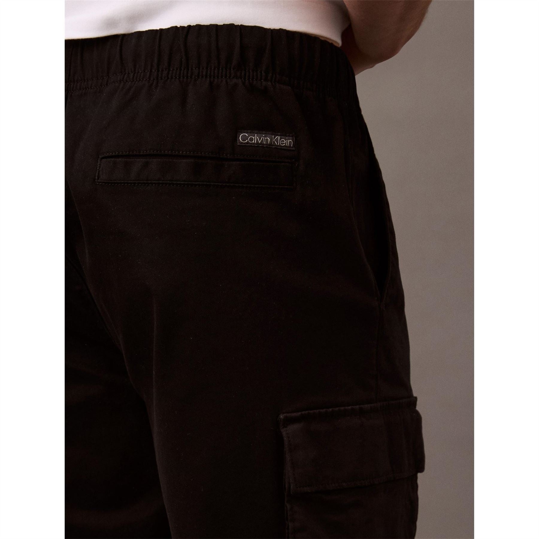 Calvin Klein Jeans Cargo Shorts Sn63