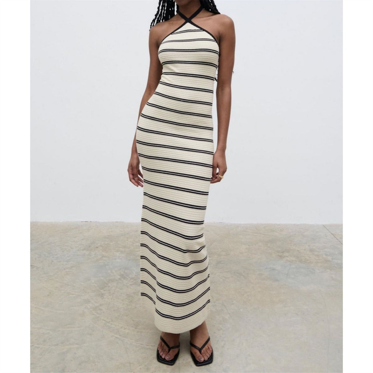 Pretty Lavish Octavia Contrast Stripe Halter Neck Maxi Dress