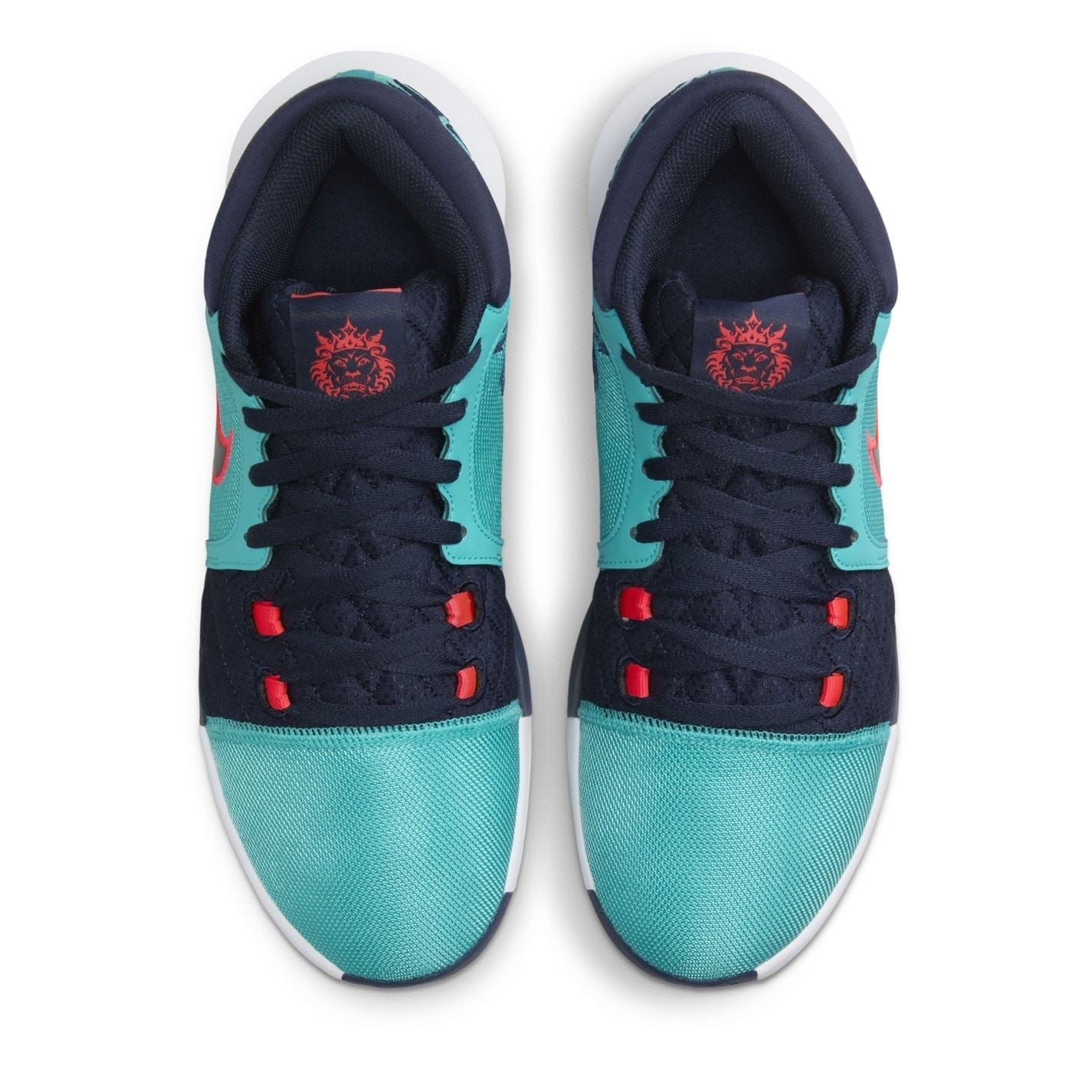 Nike Lebron Witness VIII Mid Top Basketball Sneakers
