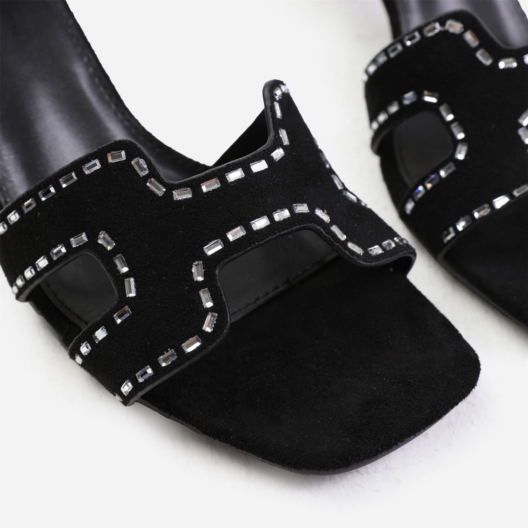 Wheres That From Block Court Shoes
