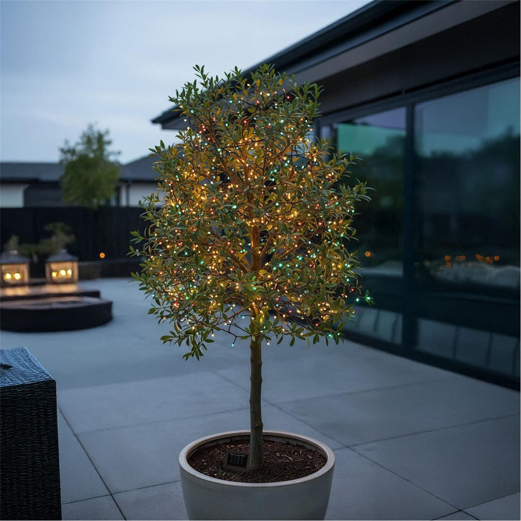 Streetwize Led String Lights   20m Solar Multi Coloured