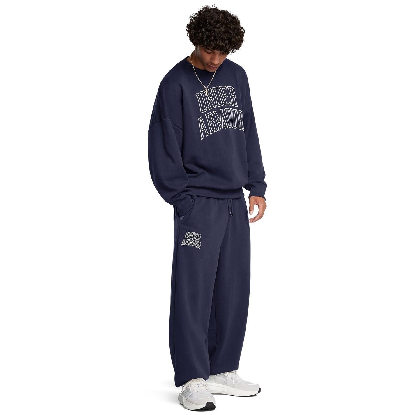 Under Armour Icon Crew Neck Ribbed Collar Long Sleeve Sweatshirt