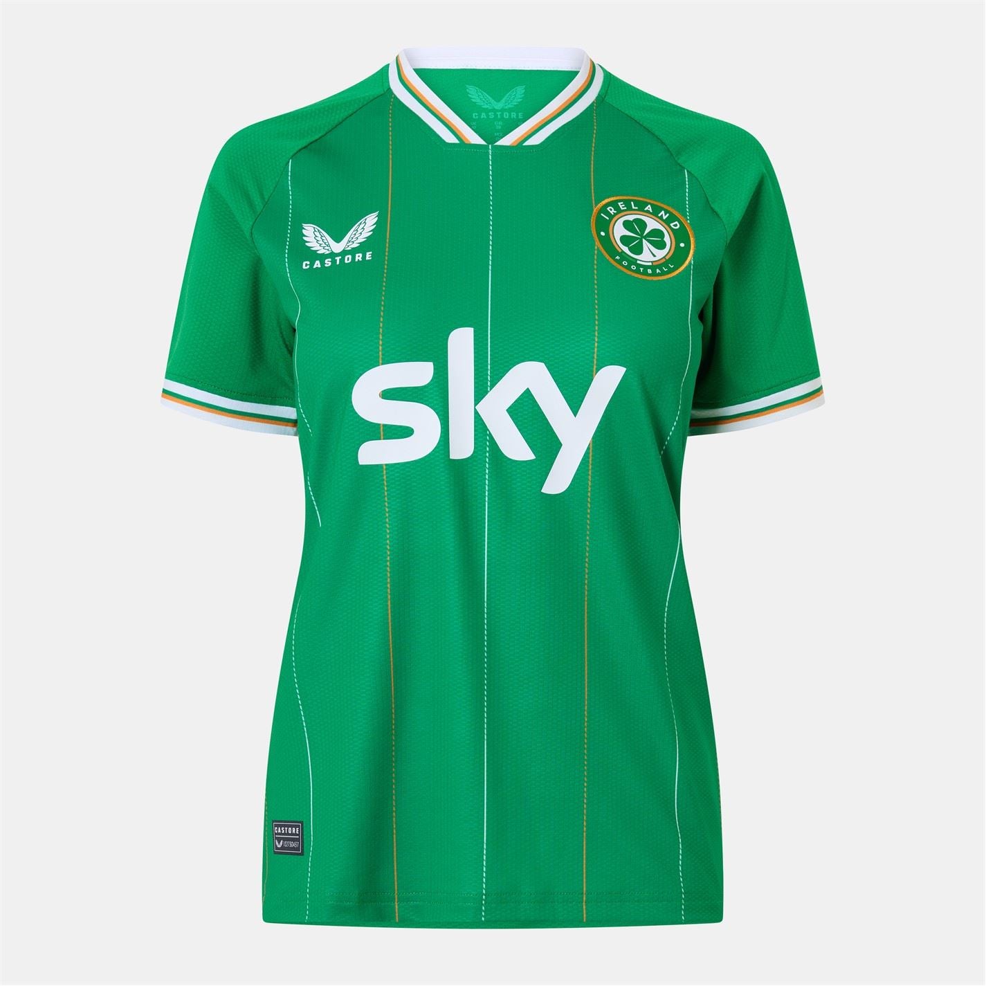 Castore Regular Fit Raglan Sleeve V-Neck T-Shirt