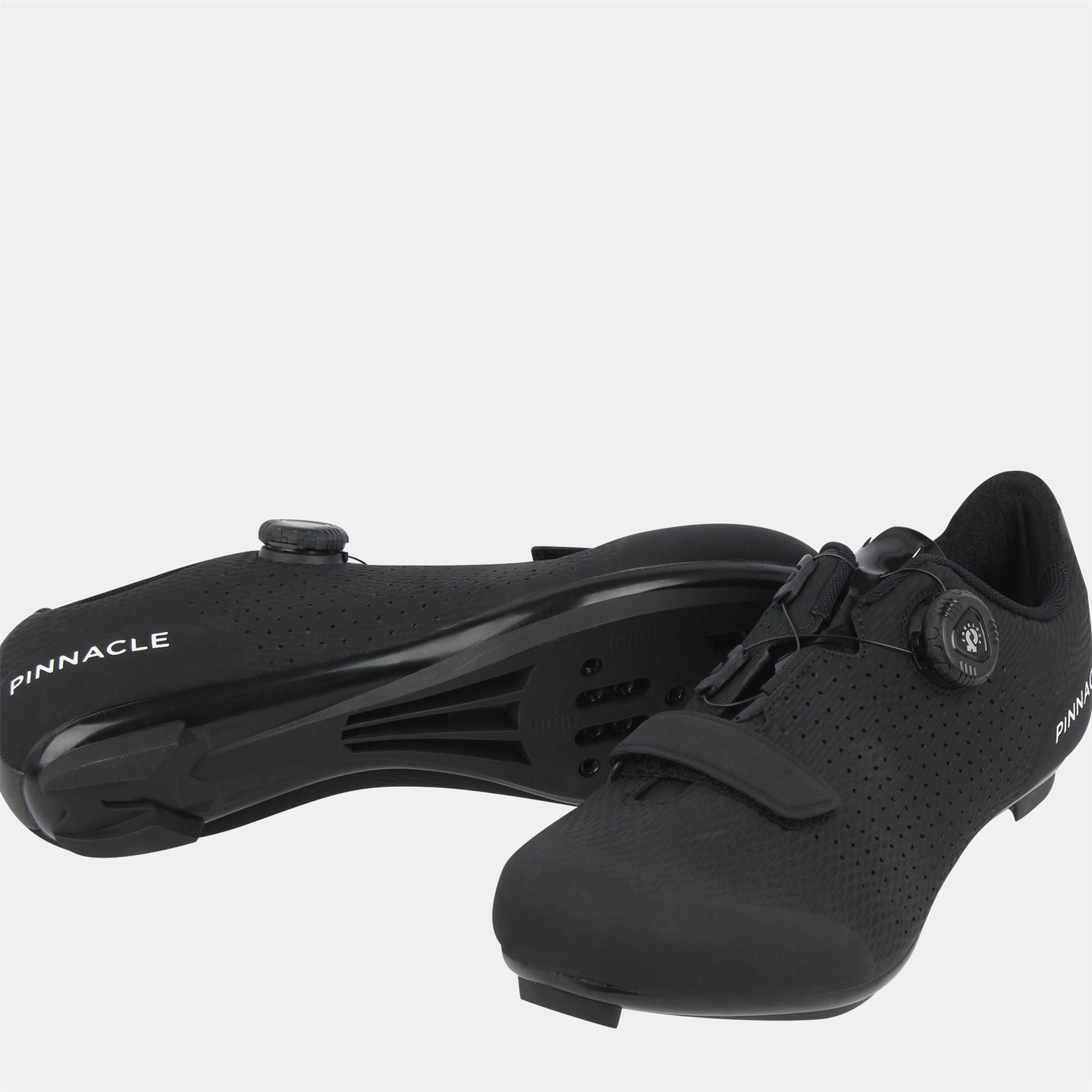 Pinnacle Radium Road 61 Low Top Road Shoes