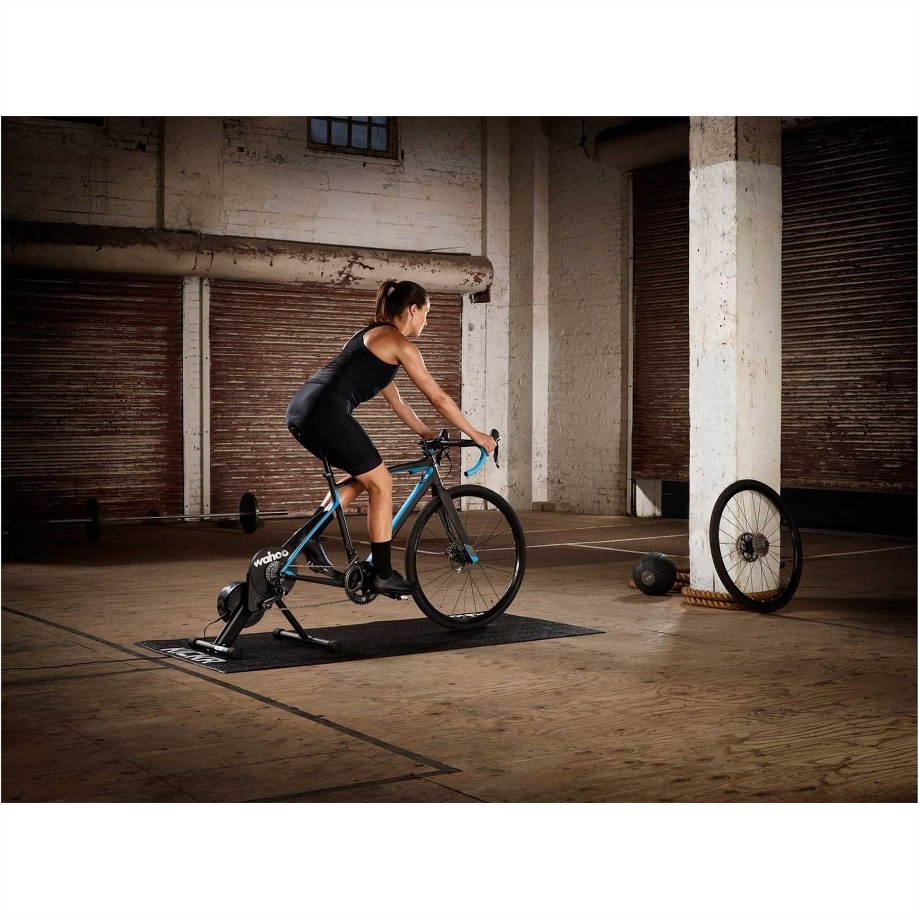 Wahoo Core Smart Turbo Trainer