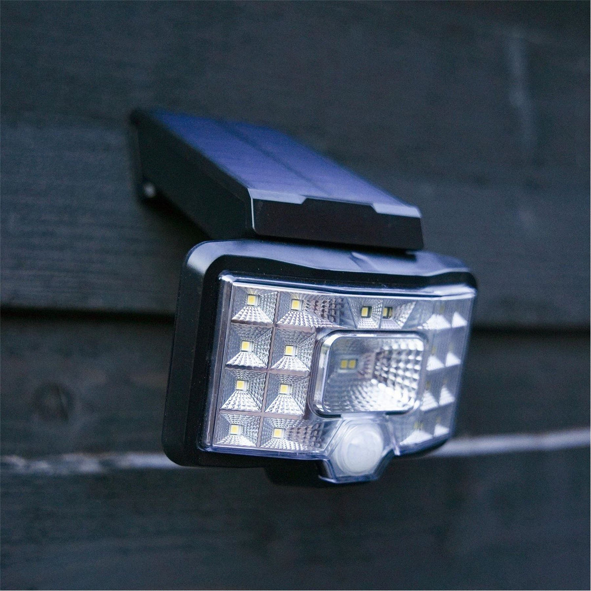 Streetwize Powered Swivel Security Light