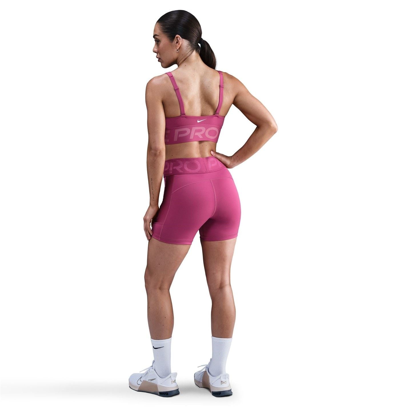 Nike Womens Pro Indy Plunge Medium Support Padded Sports Bra Medium Impact