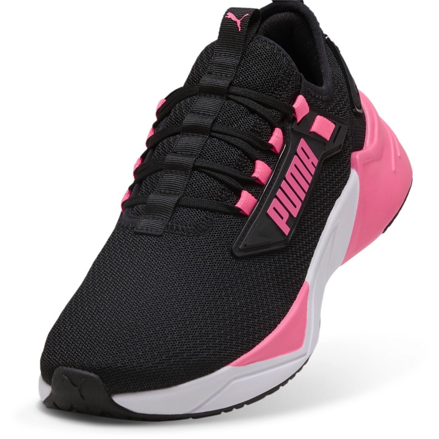 Puma Retaliate 3 Low Top Sneakers