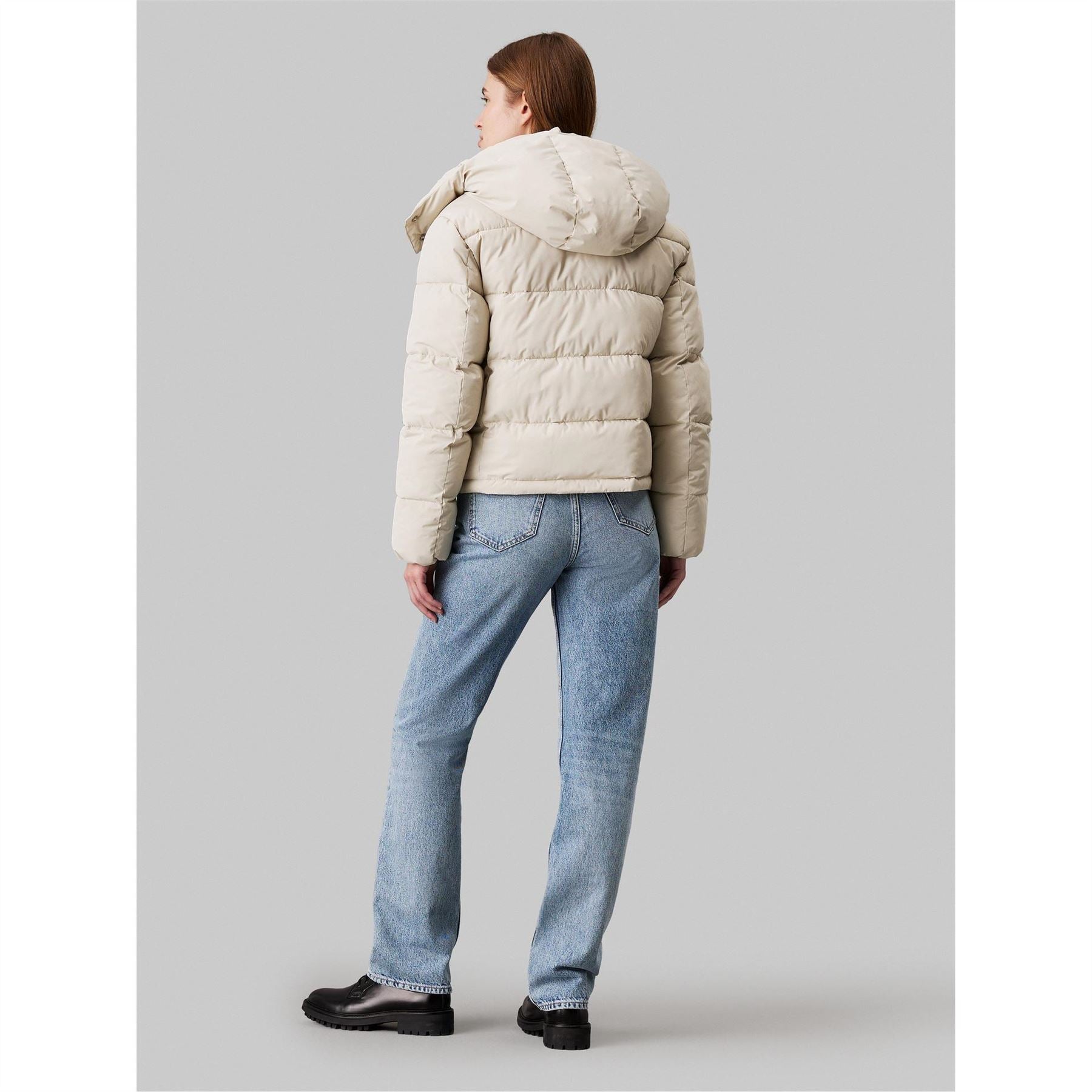 Calvin Klein Jeans  Essential Water Resistant Rds Certified Down Short Puffer Jacket
