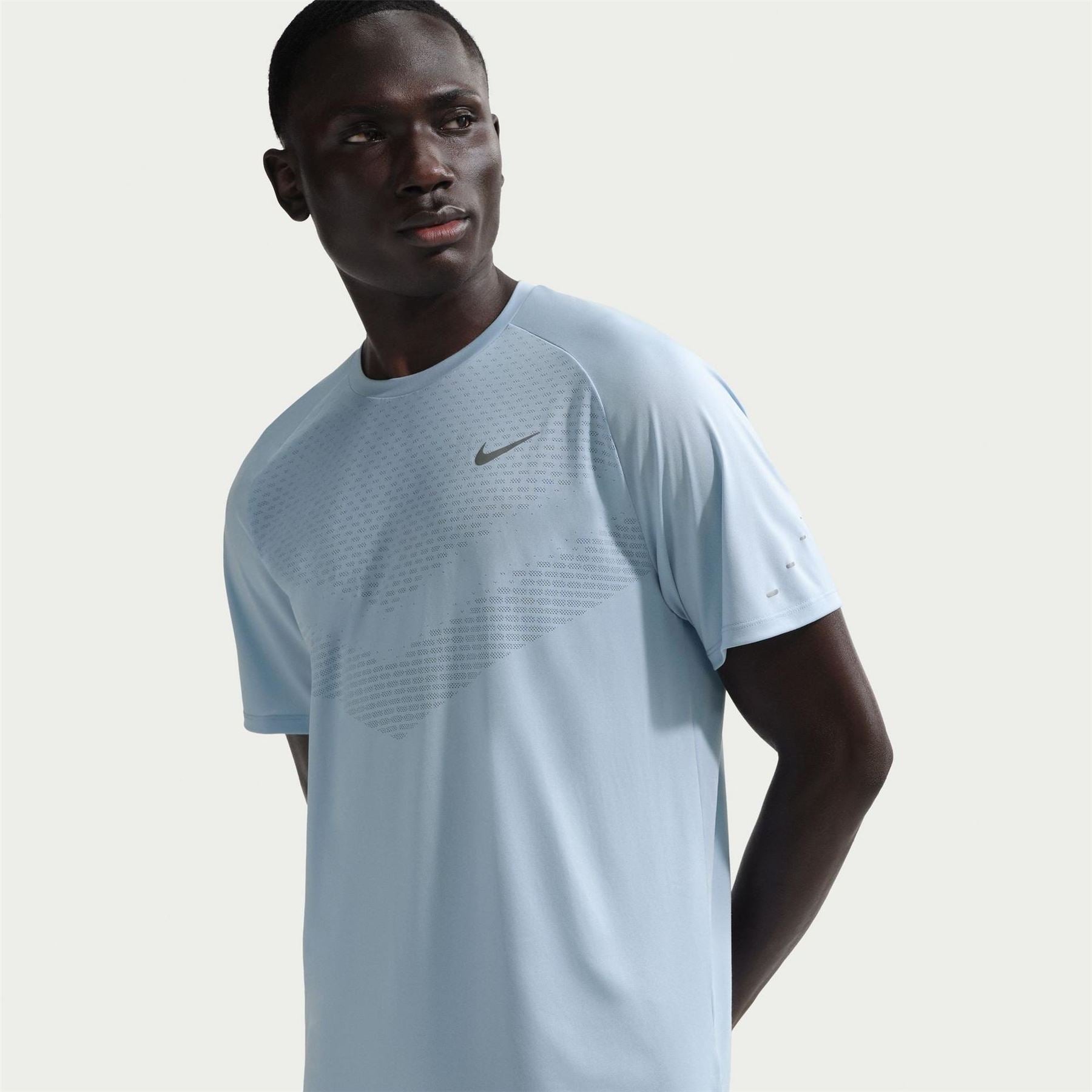 Nike Stride Raglan Short Sleeve Competition T-Shirt