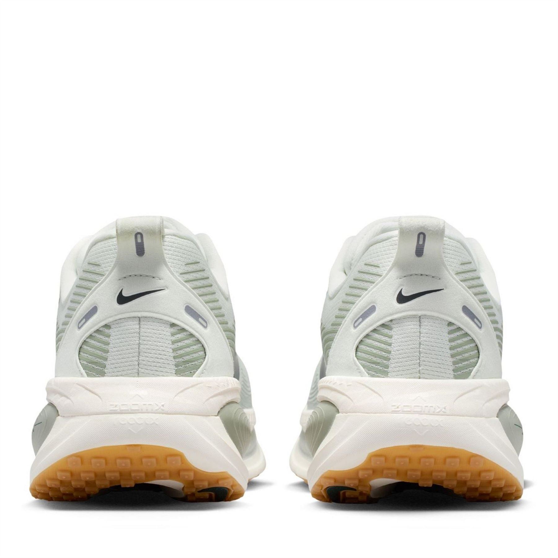 Nike Mens Vomero 18 Road Running Shoes