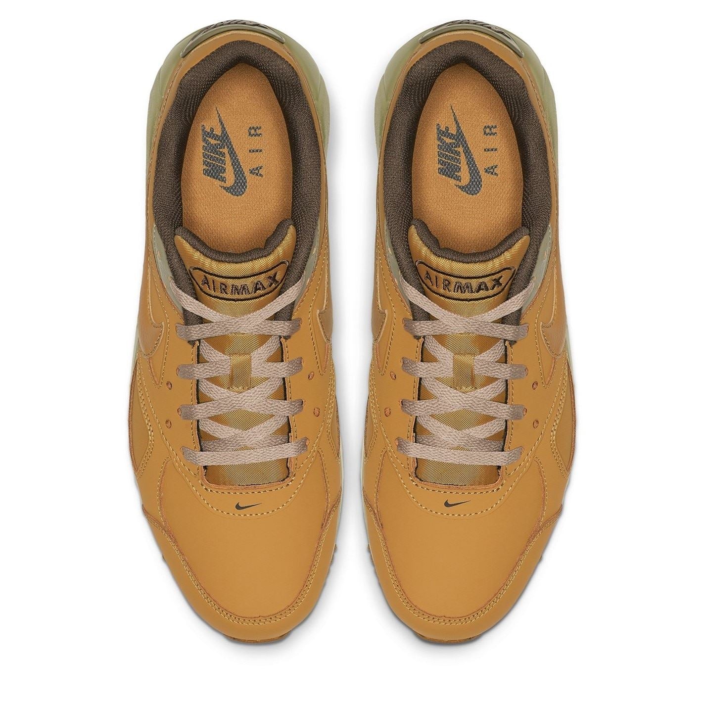 Nike Air Max Ivo Trainers