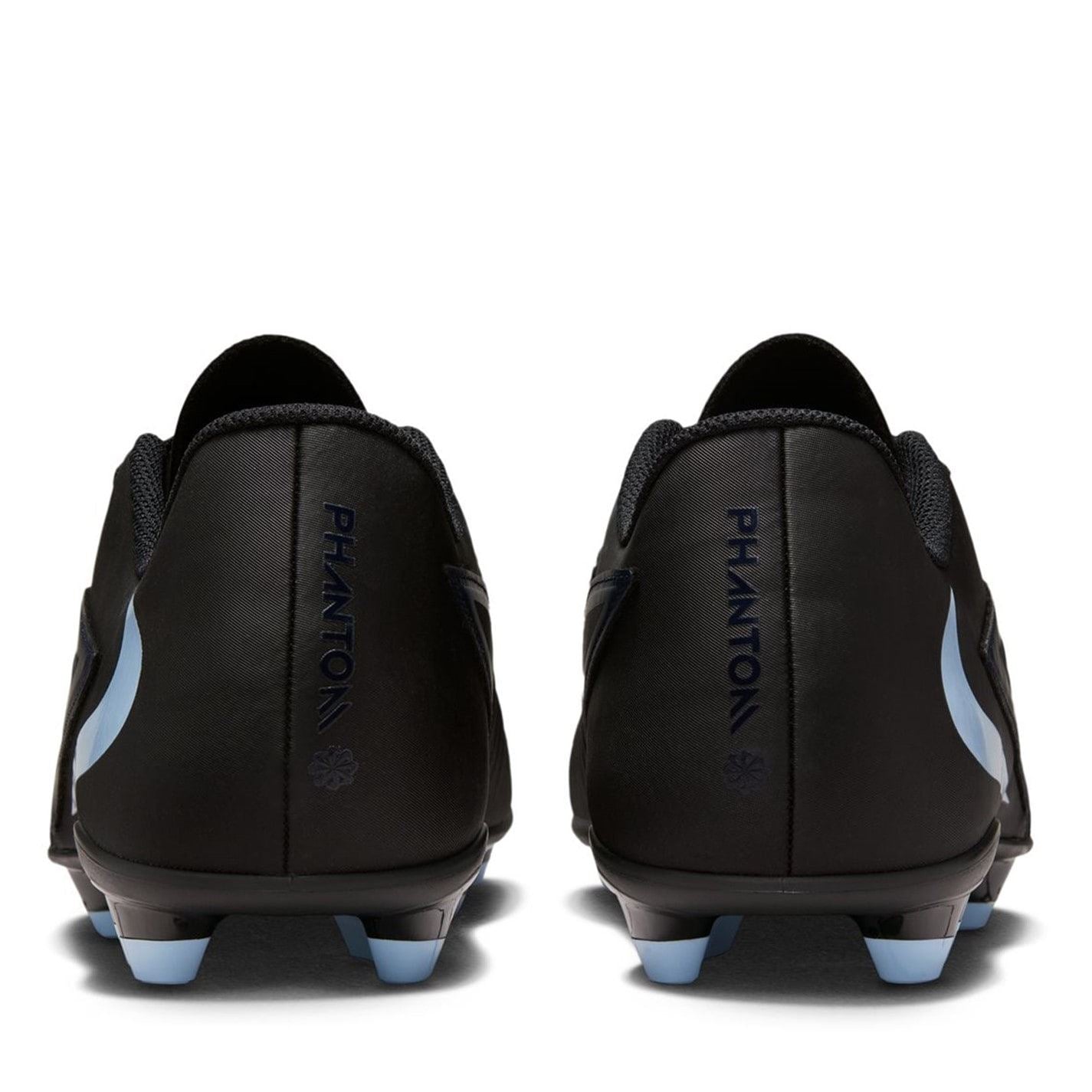 Nike Phantom 6 Low Club Adults Firm Ground Football Boots