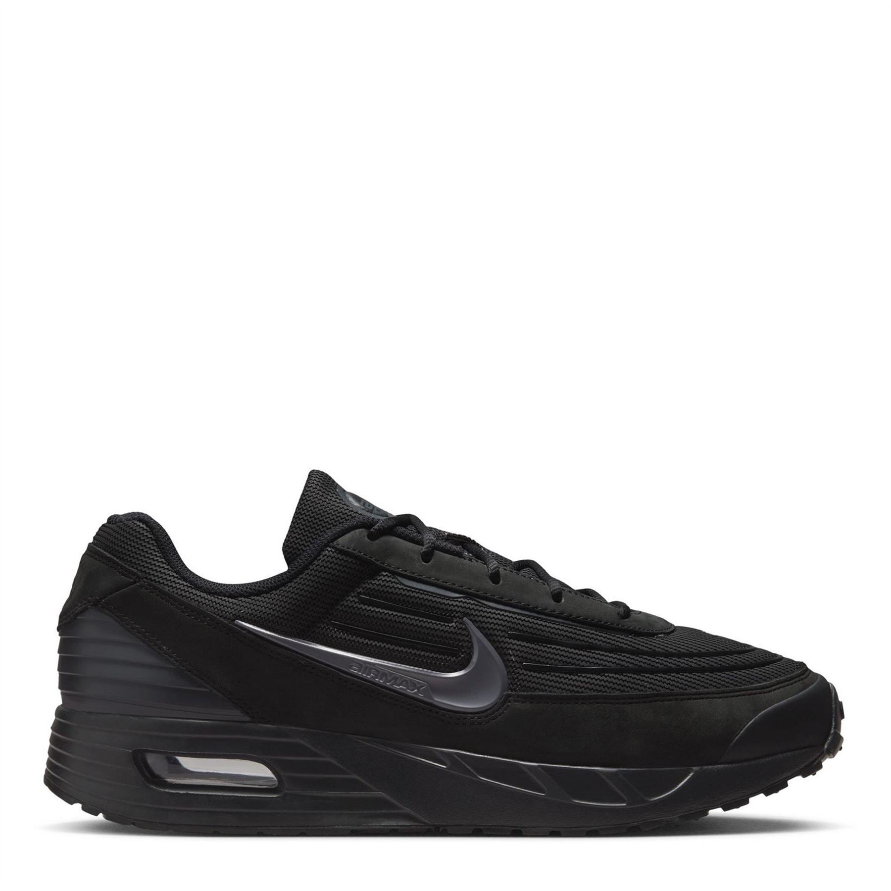 Nike Air Max Verse Low Top Sneakers