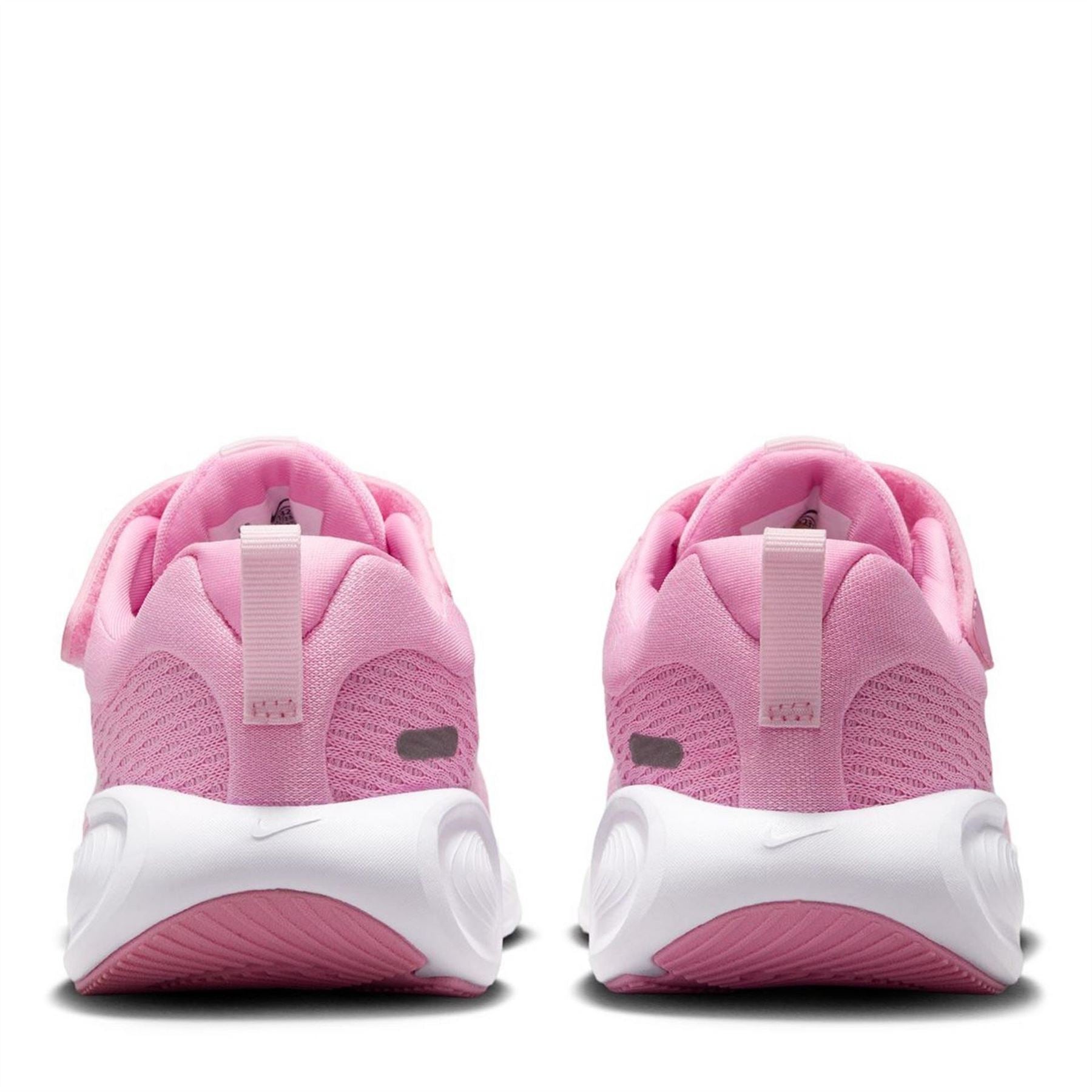 Nike Stellar Ride Low Top Lace-Up Sneakers