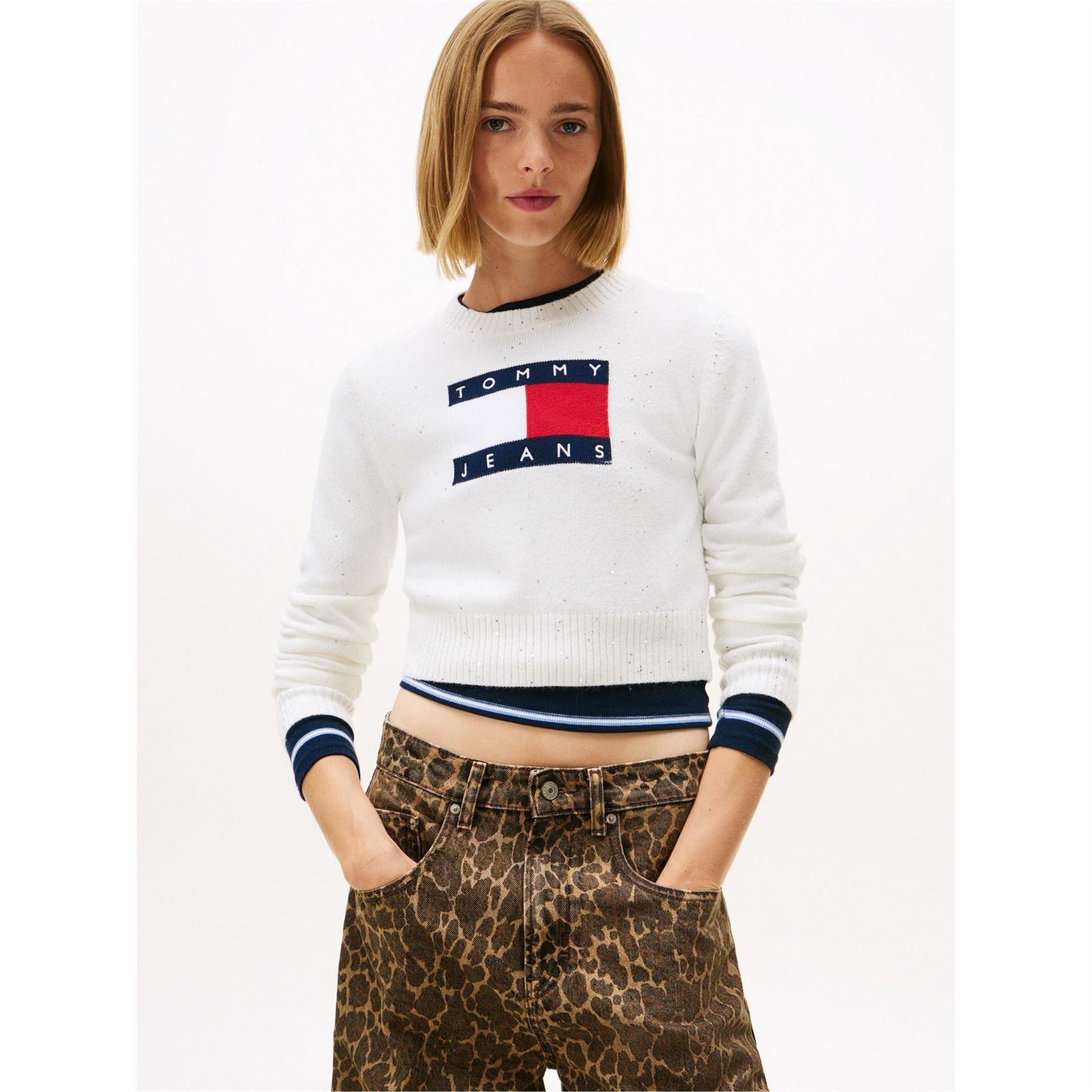 Tommy Jeans Embroidered Crew Neck Ribbed Collar Long Sleeve Sweater