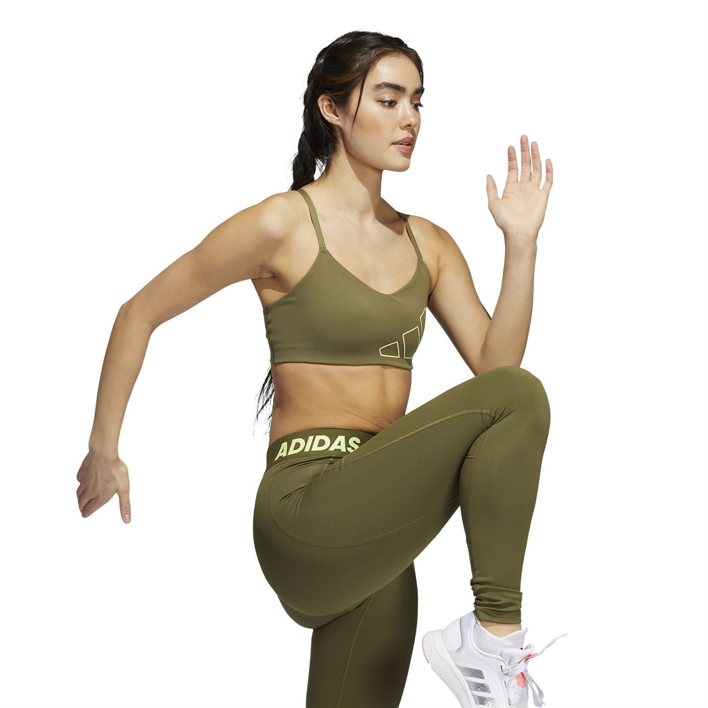 adidas Womens Aeroreact Training Light Support Logo Bra W Low Impact Sports