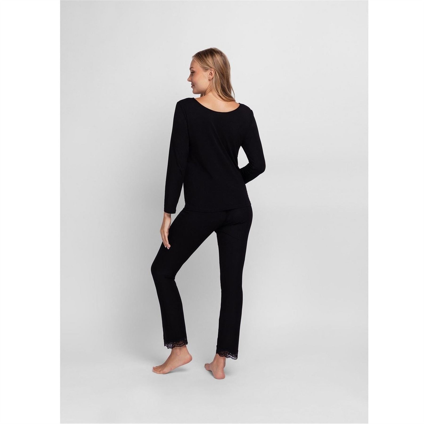 Dorina Pyjama Set