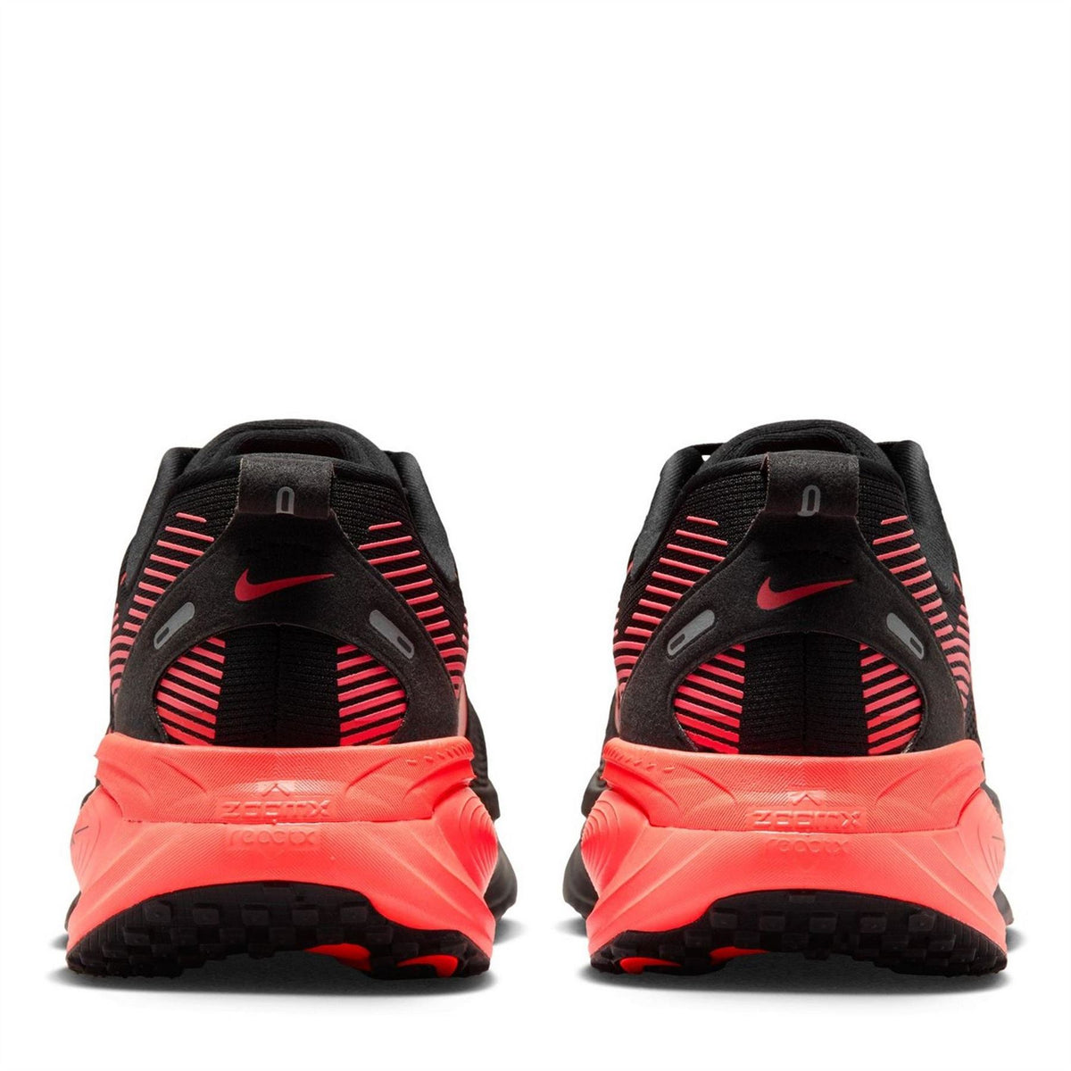 Nike Mens Vomero 18 Road Running Shoes