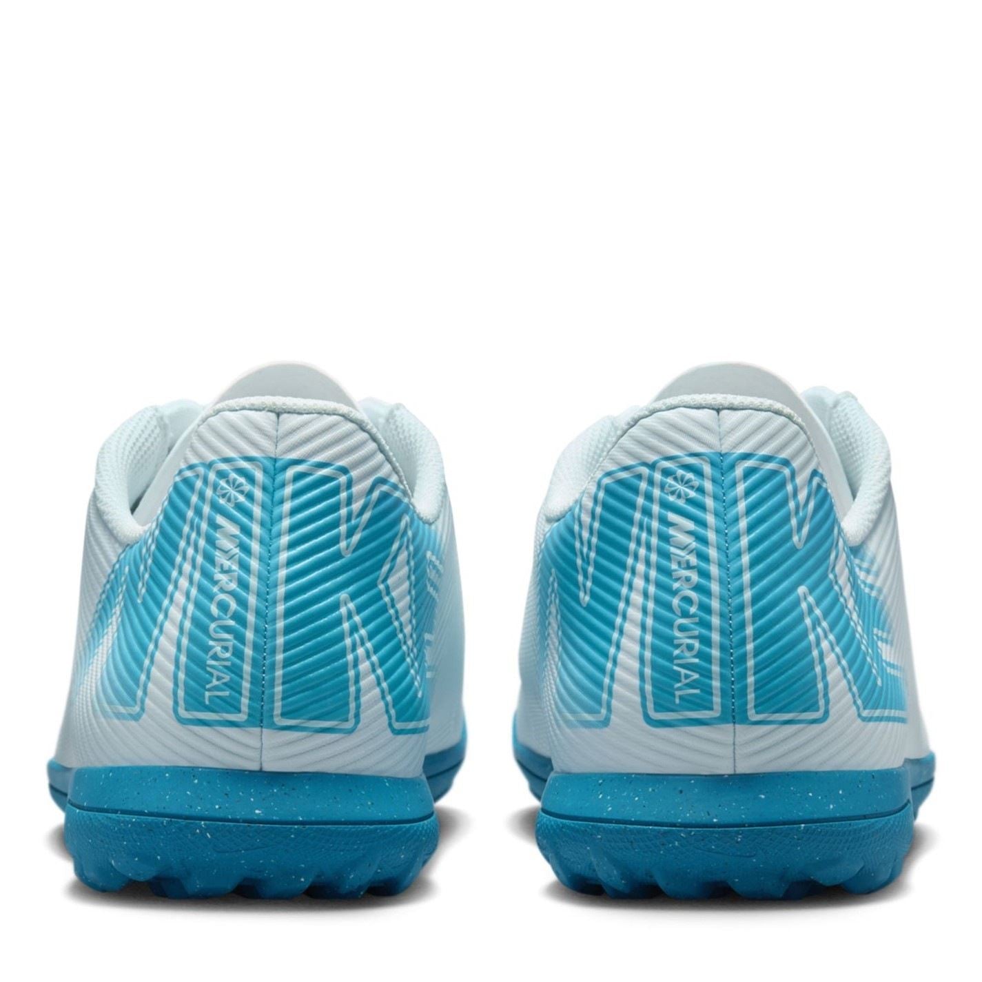 Nike Vapor 16 Club Astro Turf Football Boots