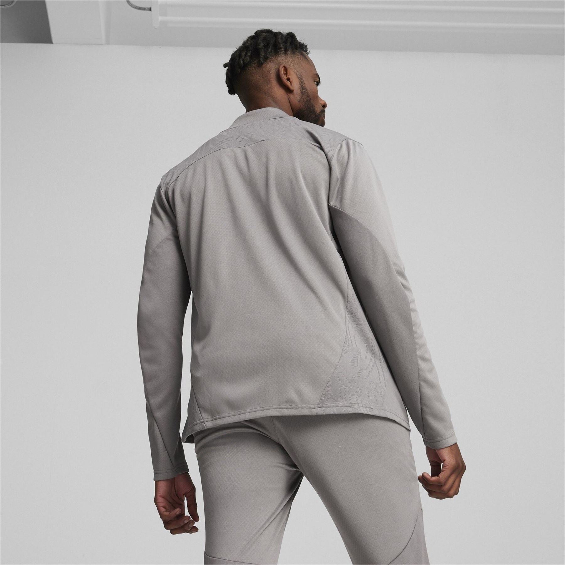 Puma  Performance Moisture Wicking Training Jacket