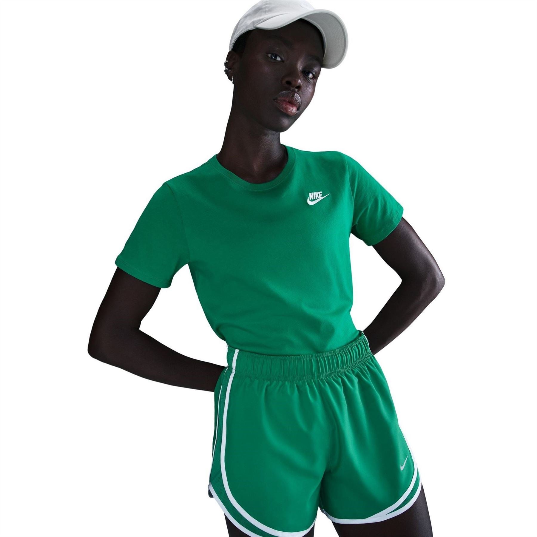 Nike Womens Sportswear Club T-Shirt
