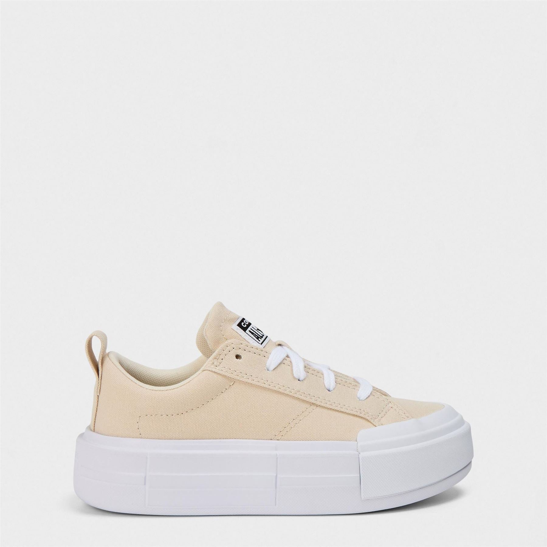 Converse Cruise Low Canvasas Trainers