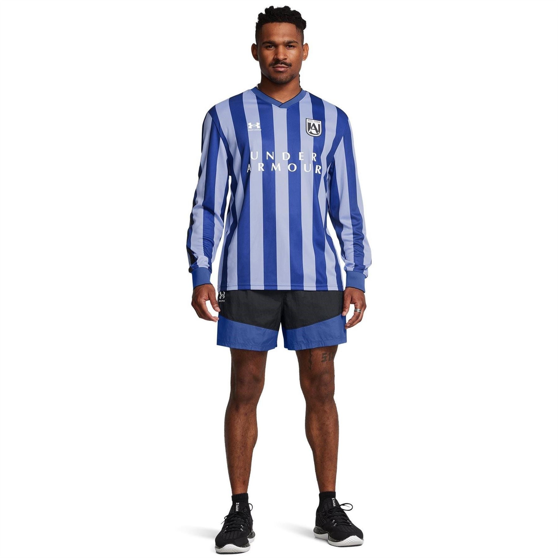 Under Armour Terrace Soccer Bermuda Shorts with Elasticated Waistband