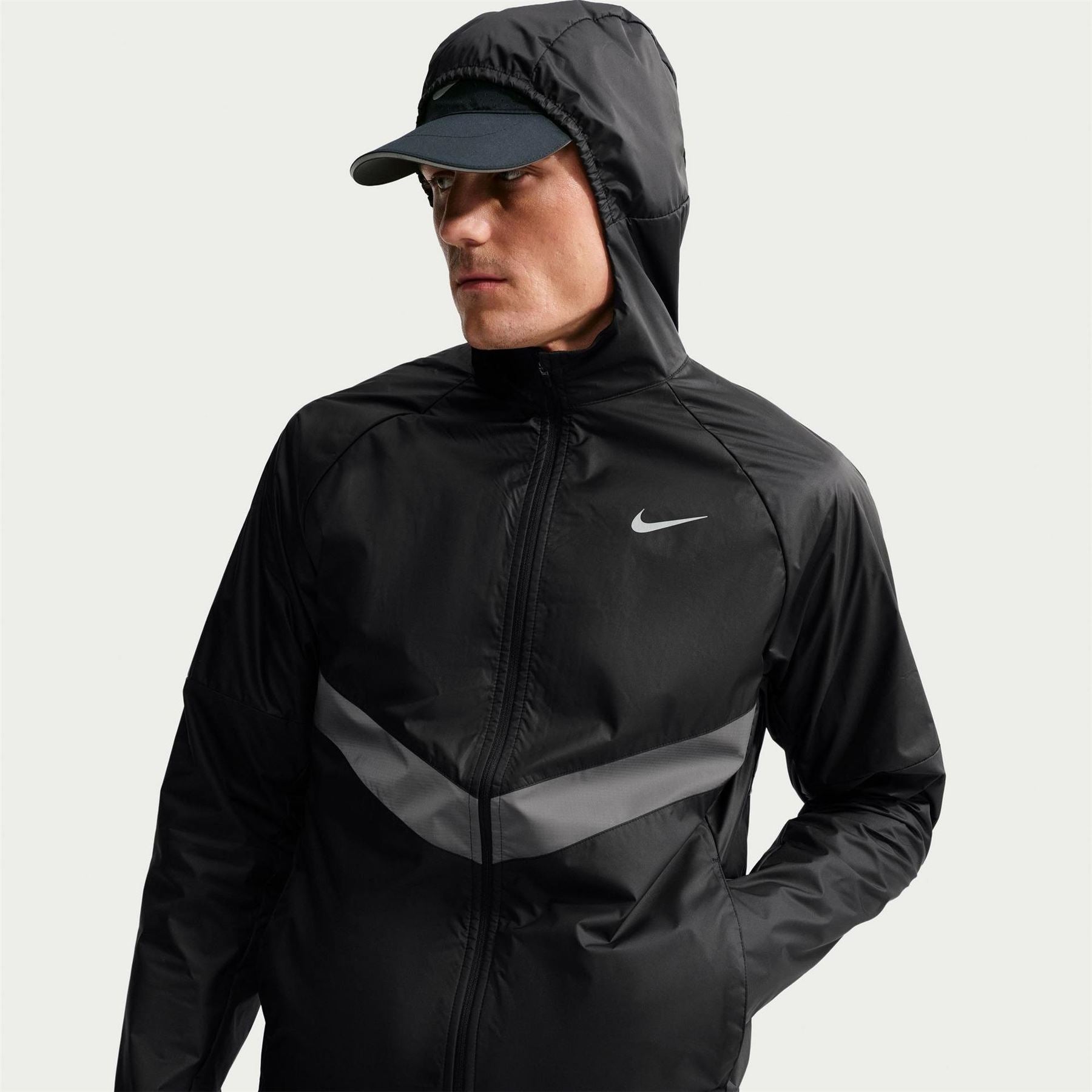 Nike Miler Hooded Running Jacket with Reflective Accents