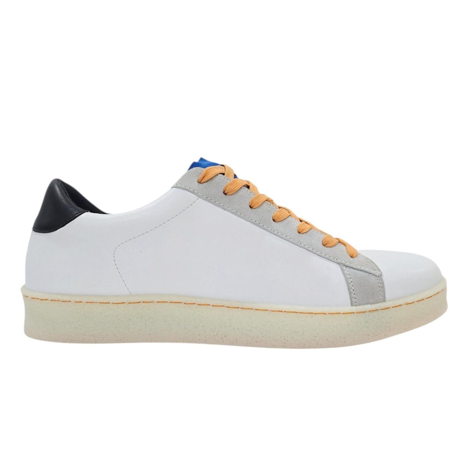 Loyalti Castro Low Top Trainers