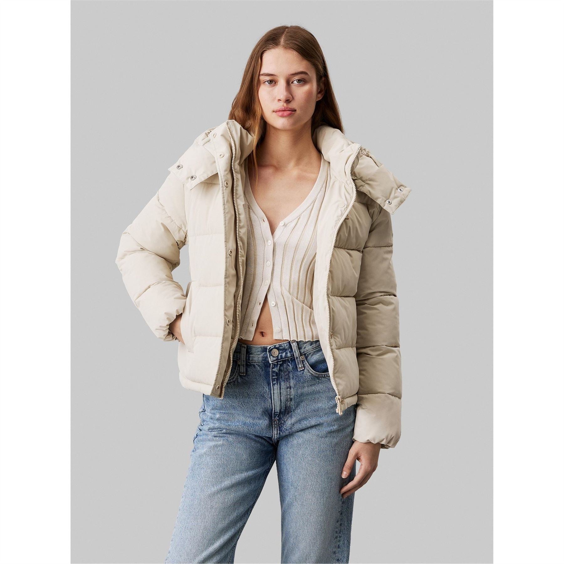 Calvin Klein Jeans  Essential Water Resistant Rds Certified Down Short Puffer Jacket