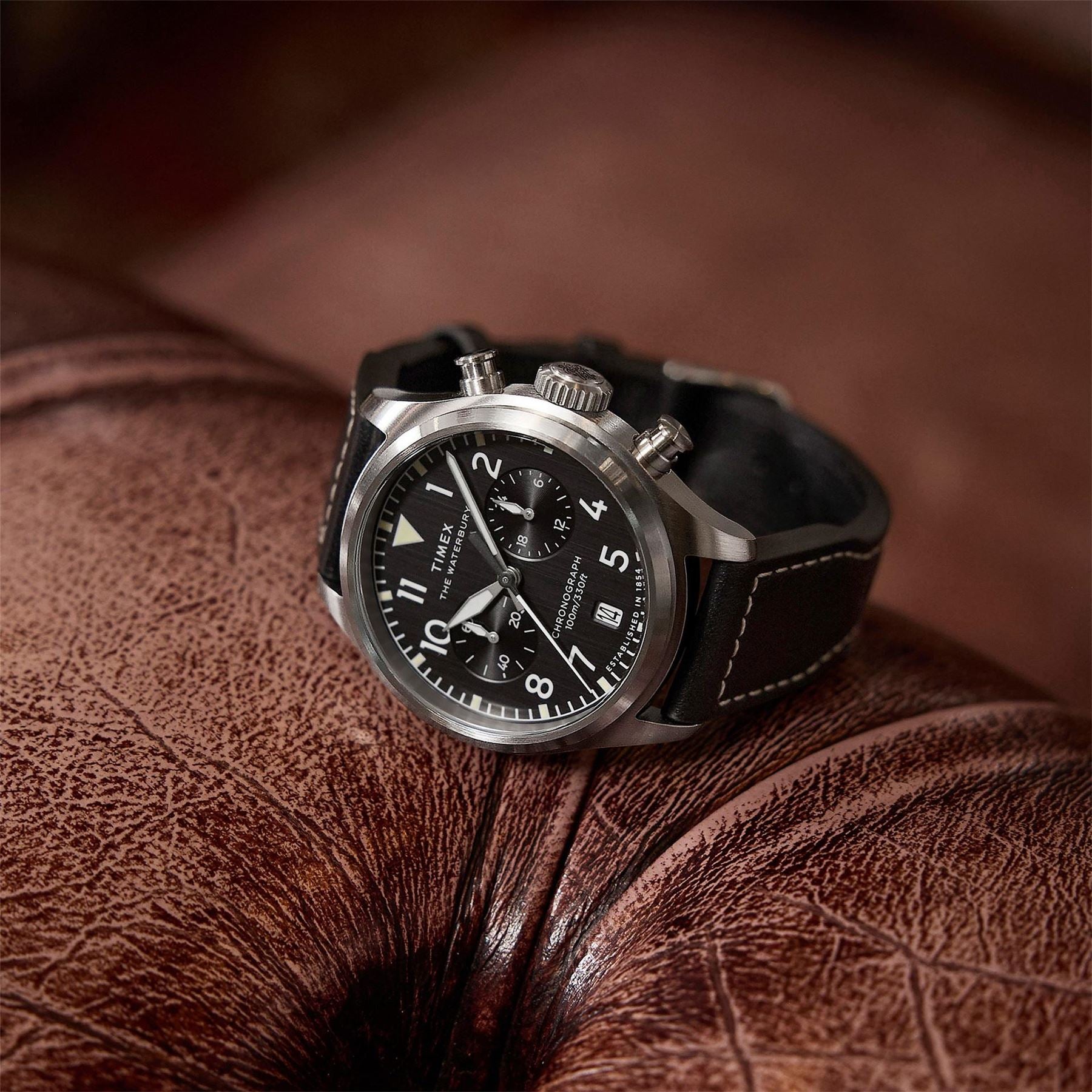 Timex Waterbury Dress Steel Bracelet Analogue Watch