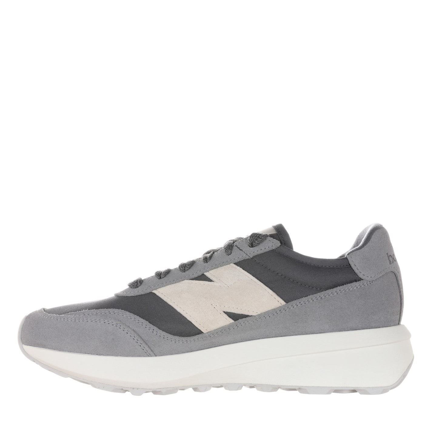 New Balance Low Top Round Toe Flat Heel Sneakers