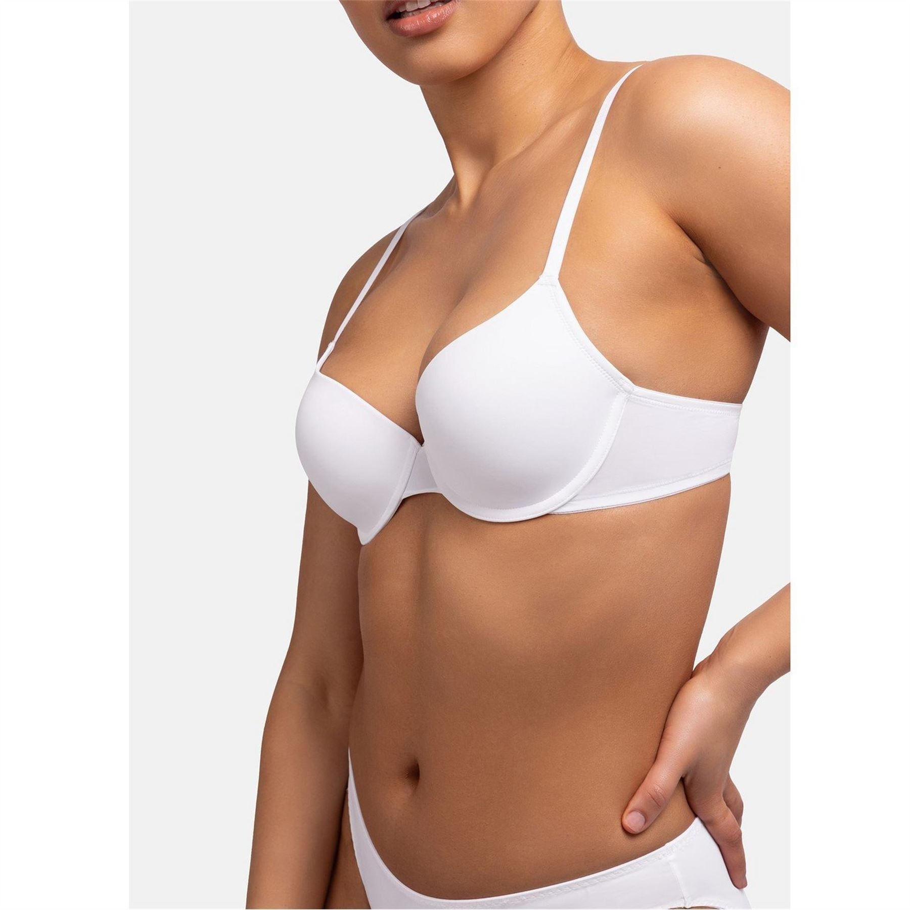 Dorina Bra