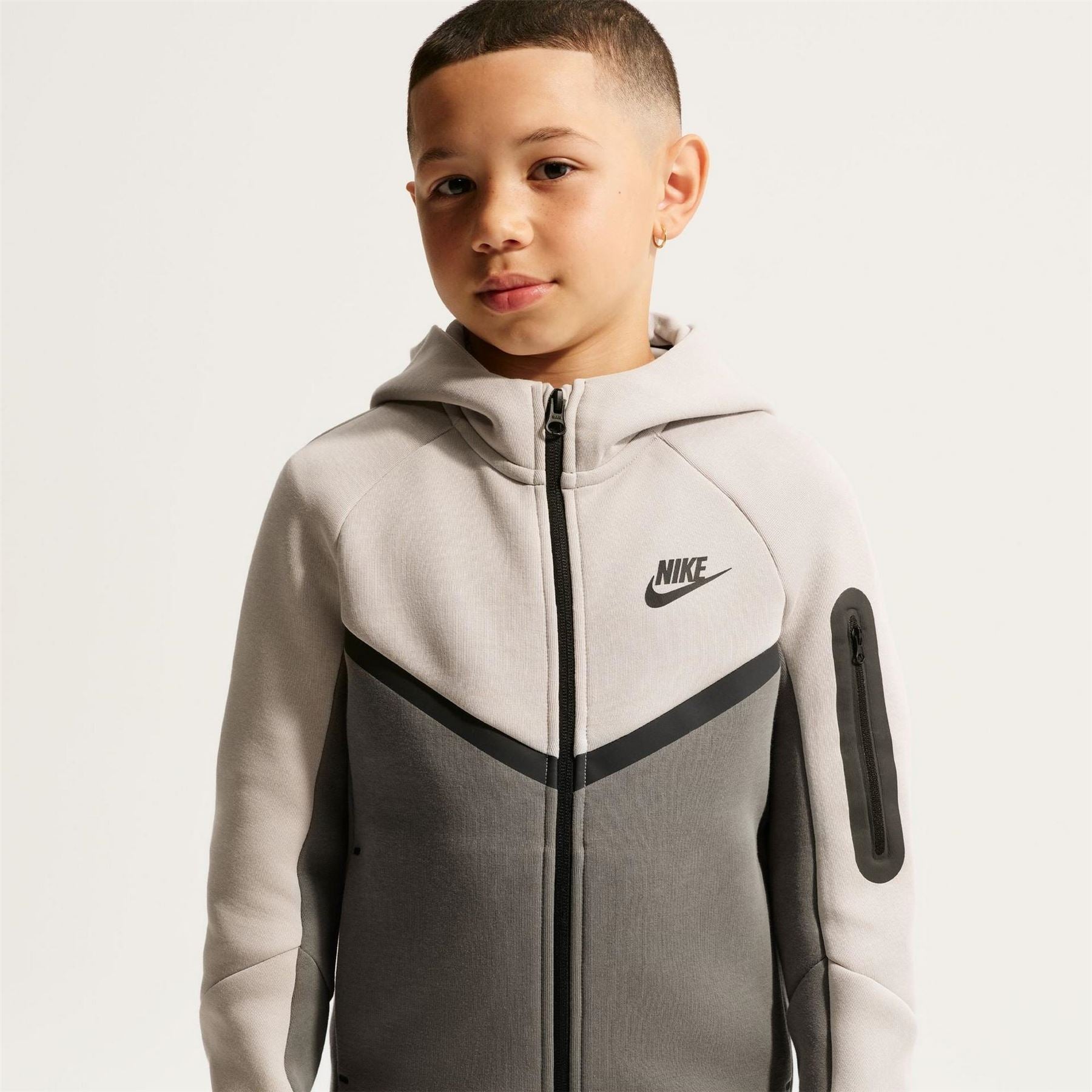 Nike Tech Fleece Regular Fit Hooded Sweatshirt Jacket