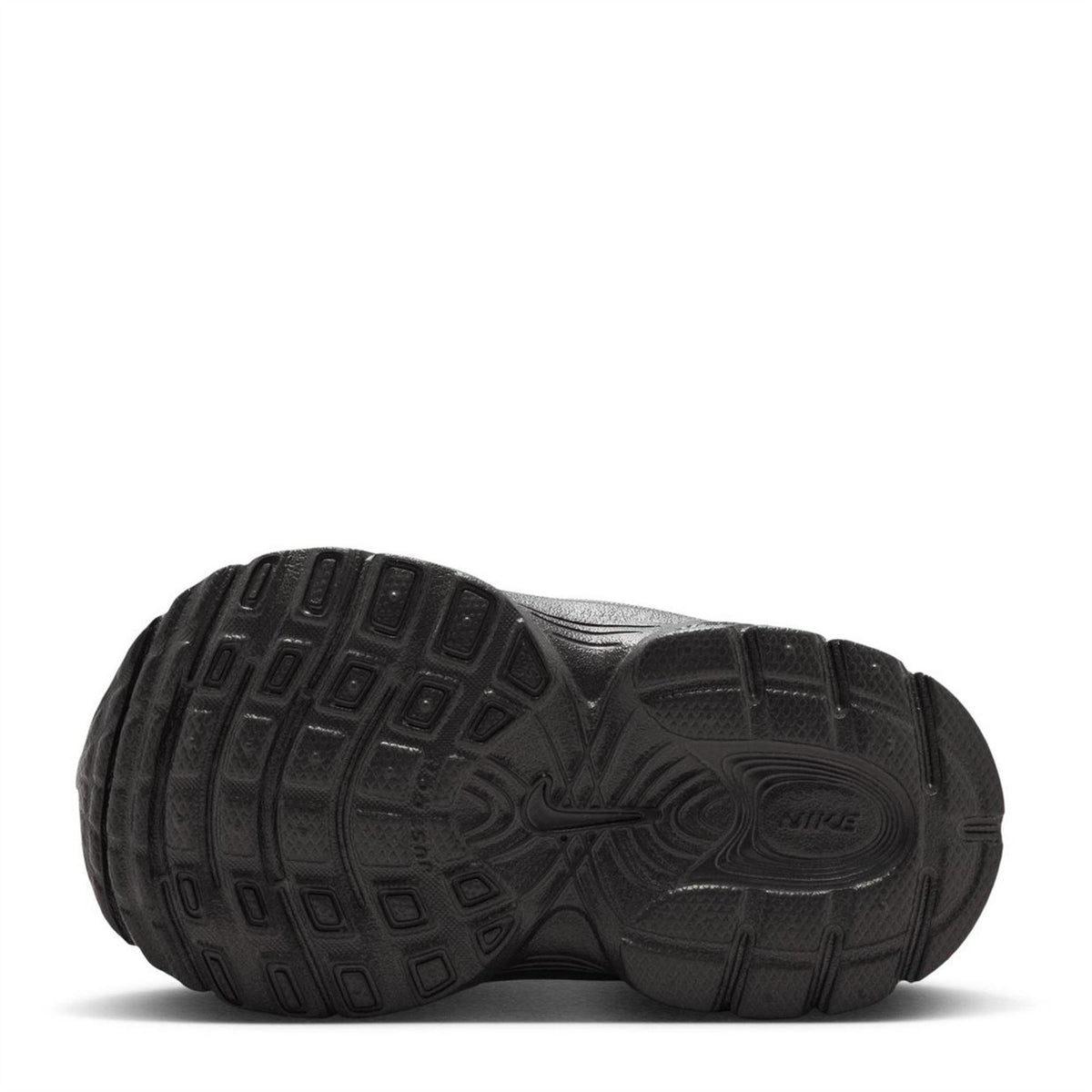 Nike V5 Runner Low Top Lace-Up Sneakers