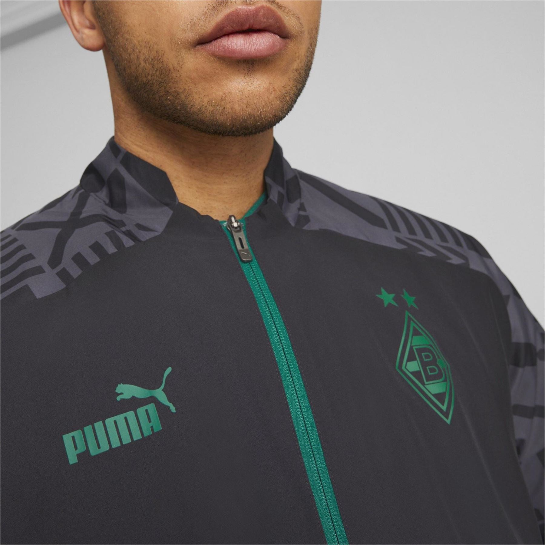 Puma Prematch Borussia Monchengladbach Waterproof Lightweight Rain Anorak