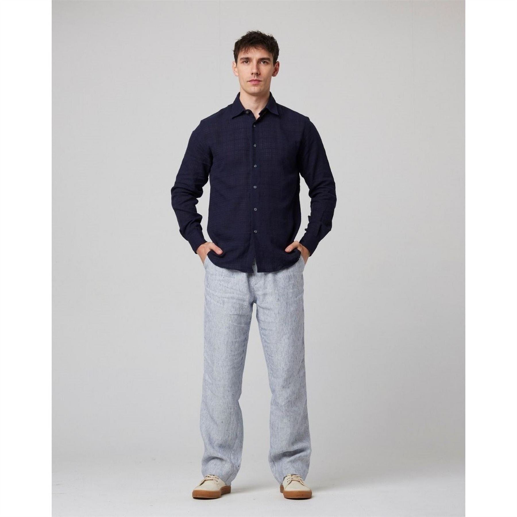 Peregrine ResorT-Shirt