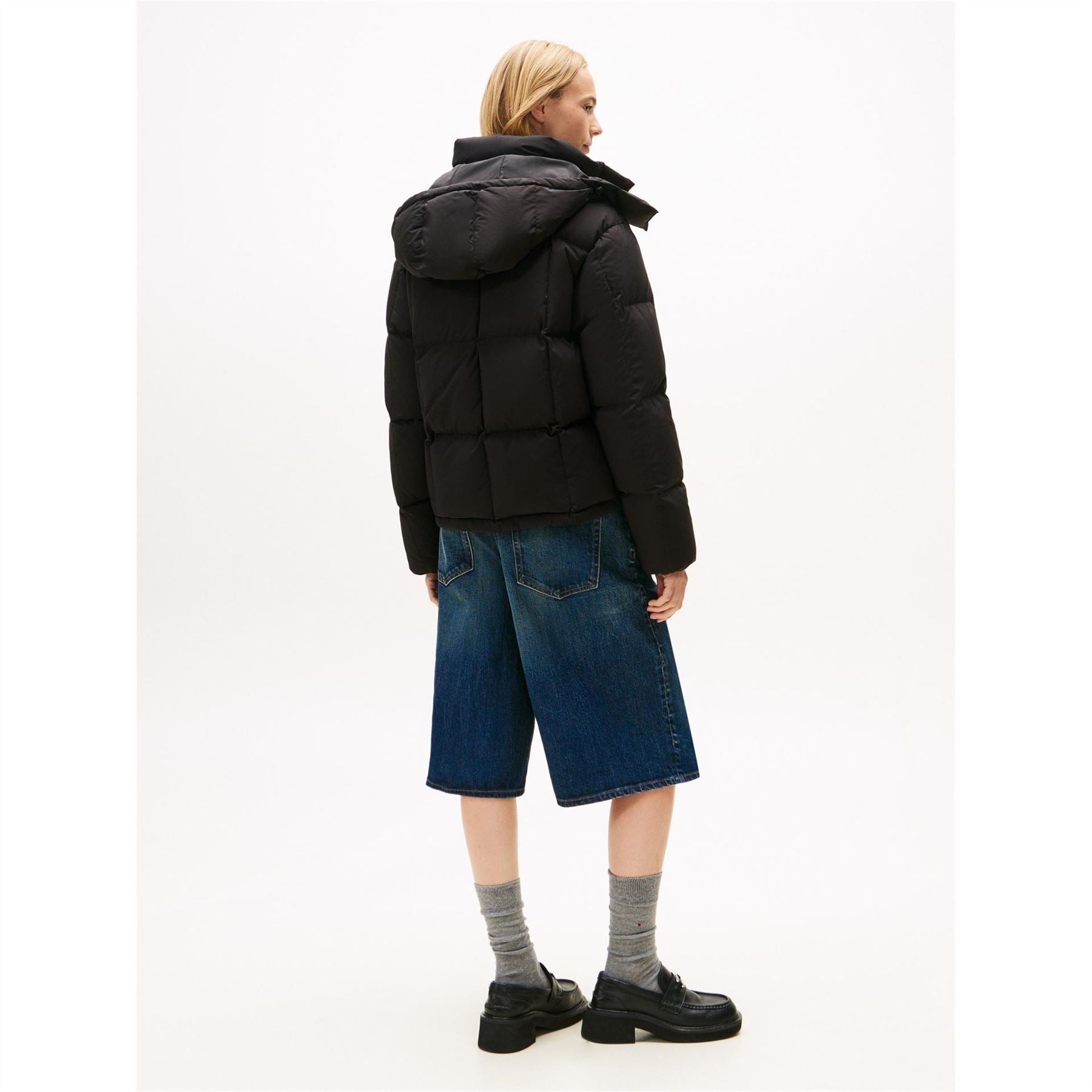 Tommy Jeans Alaska Water Resistant Long Sleeve Short Puffer Jacket