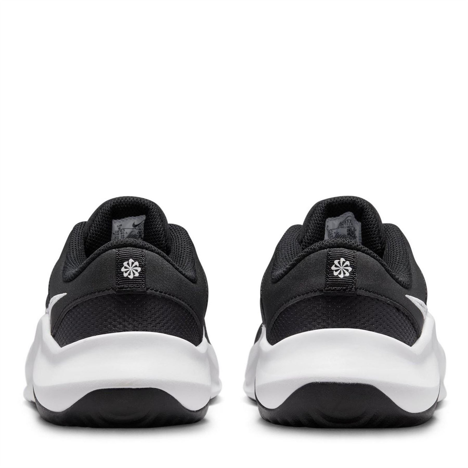 Nike Womens Essential 3 Training Shoes