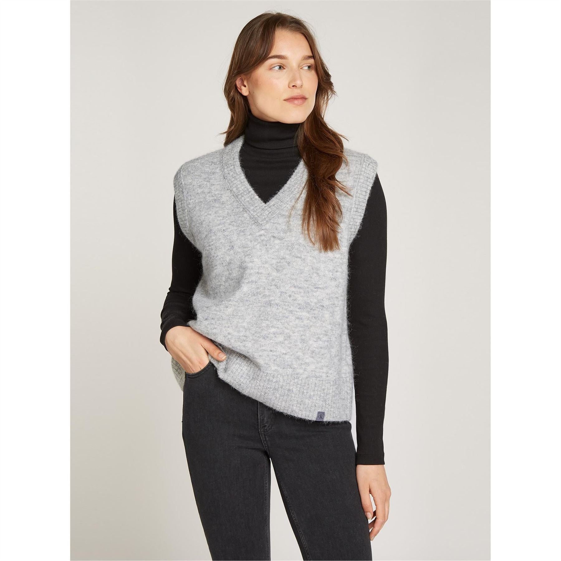 Calvin Klein Jeans V-Neck Cap Sleeve Regular Fit Sweater Vest