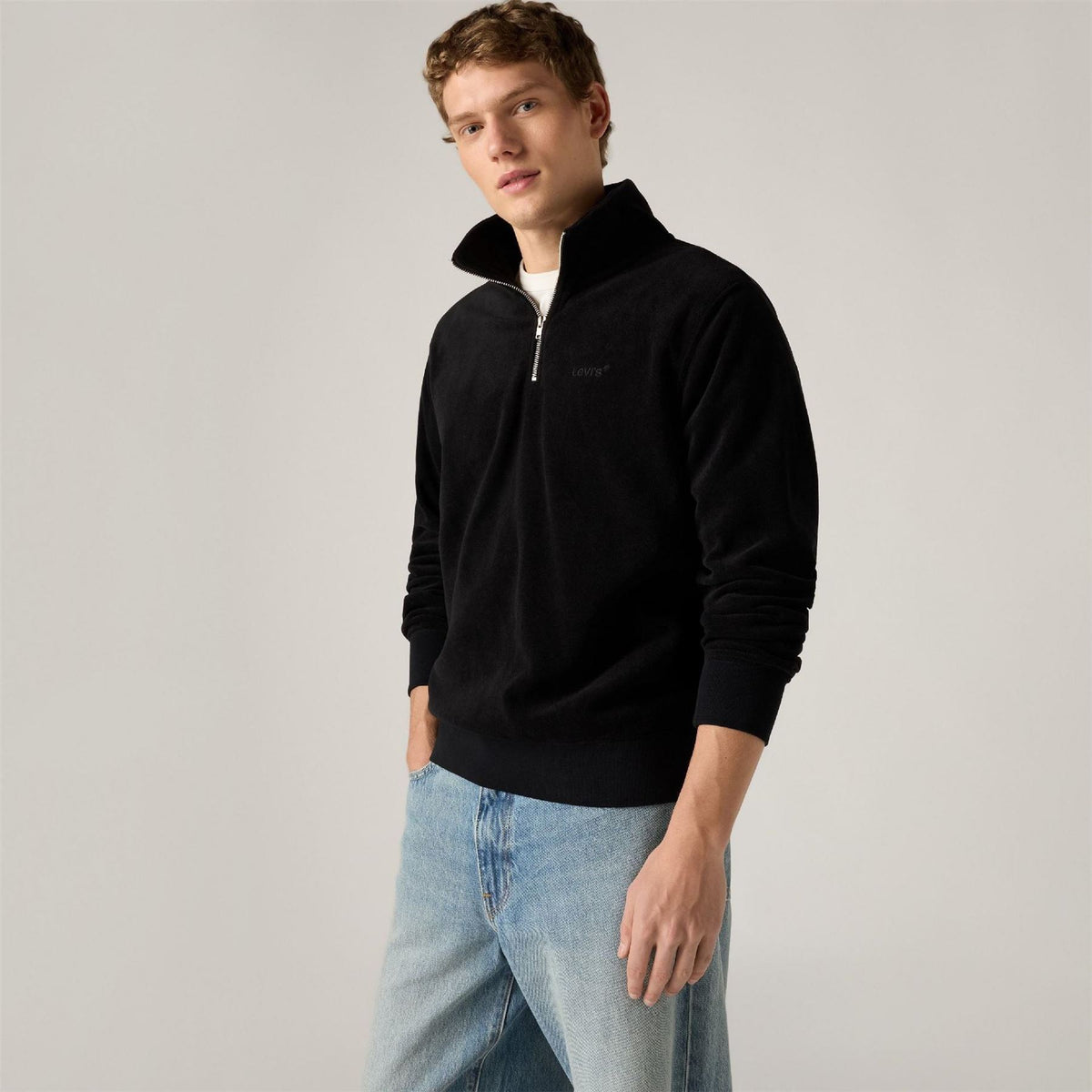 Levis Housemark Zip Neck High Collar Long Sleeve Sweatshirt