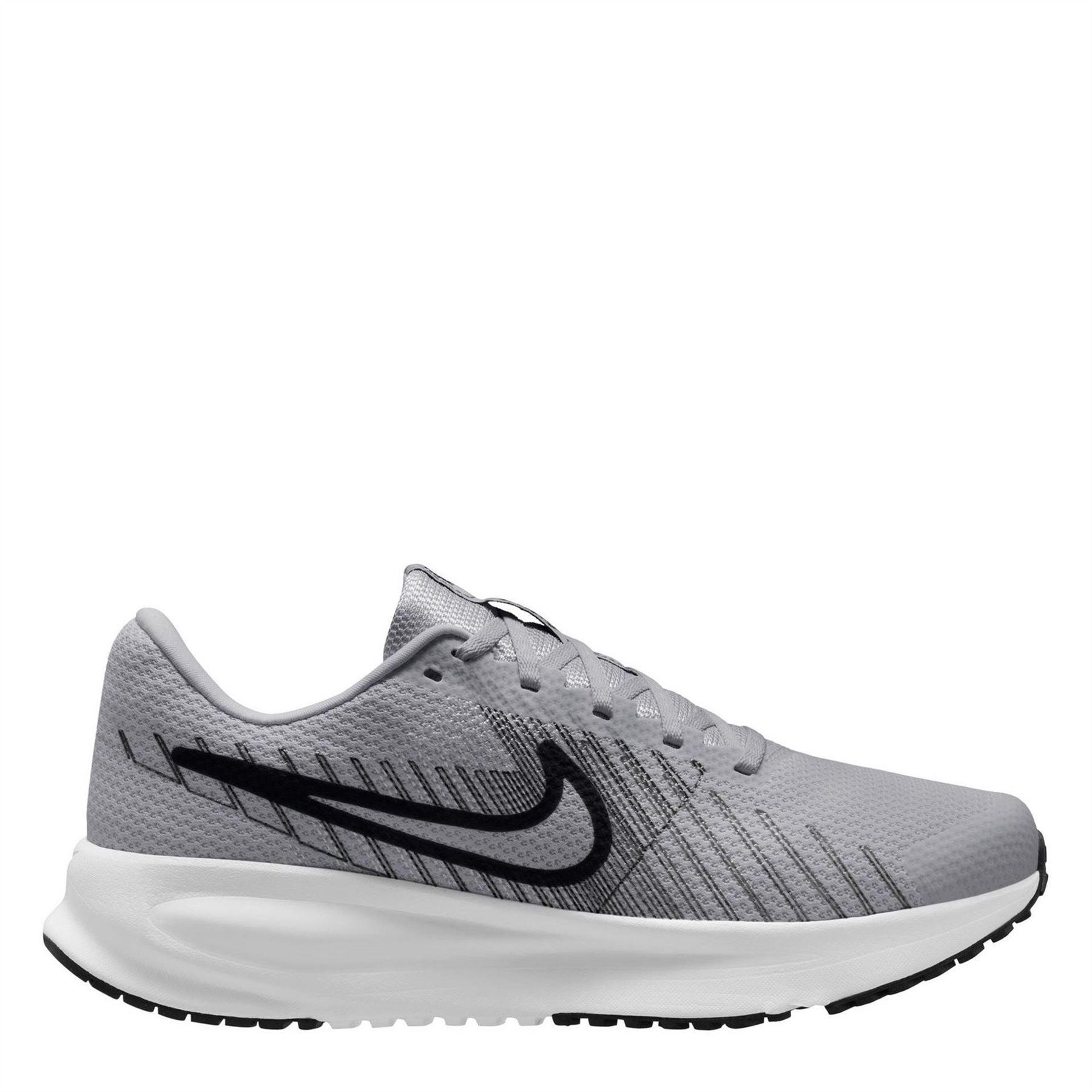 Nike Run Defy Low Top Sneakers