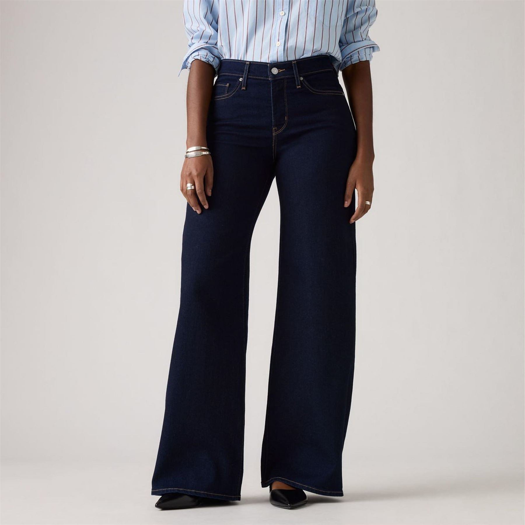Levis High Rise Wide Leg Wide Fit Jeans