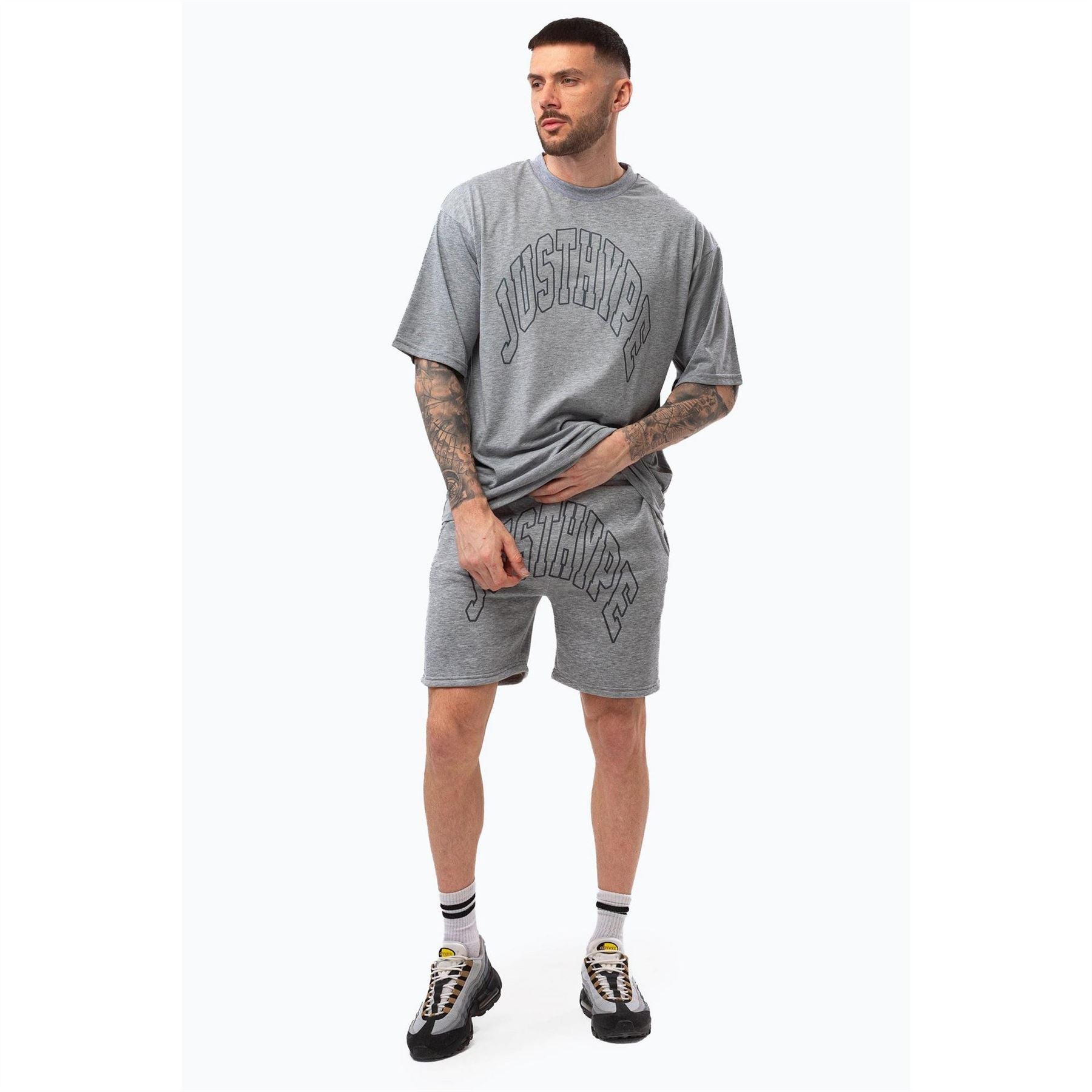 Hype Arch Lettering Crew Neck Regular Fit T-Shirt