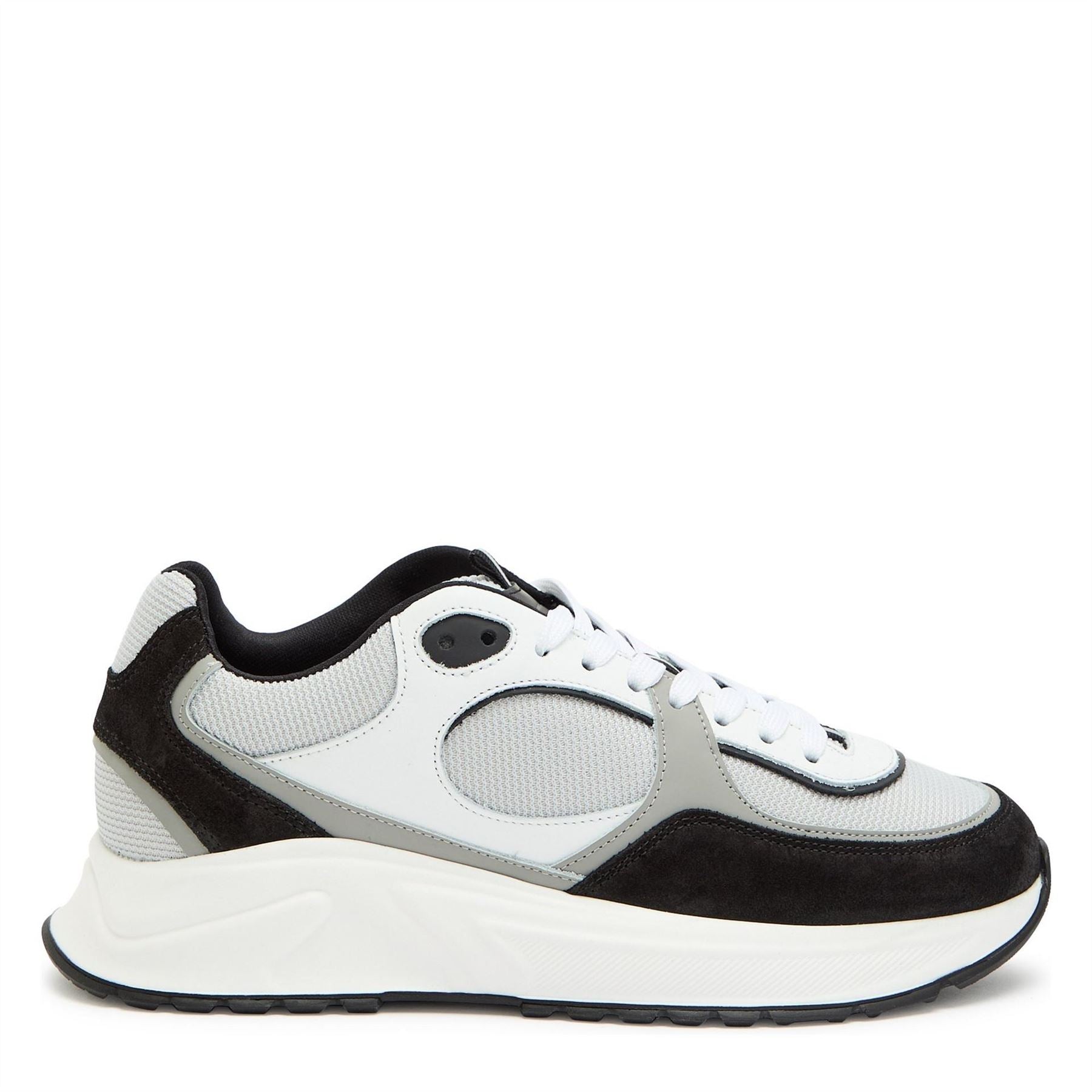 Cleens Onesixty Sneaker