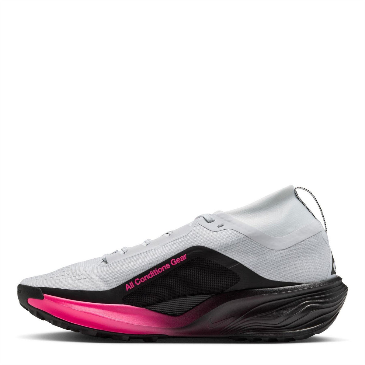 Nike ACG Peg Trail Gore-Tex Lace-Up Sneakers