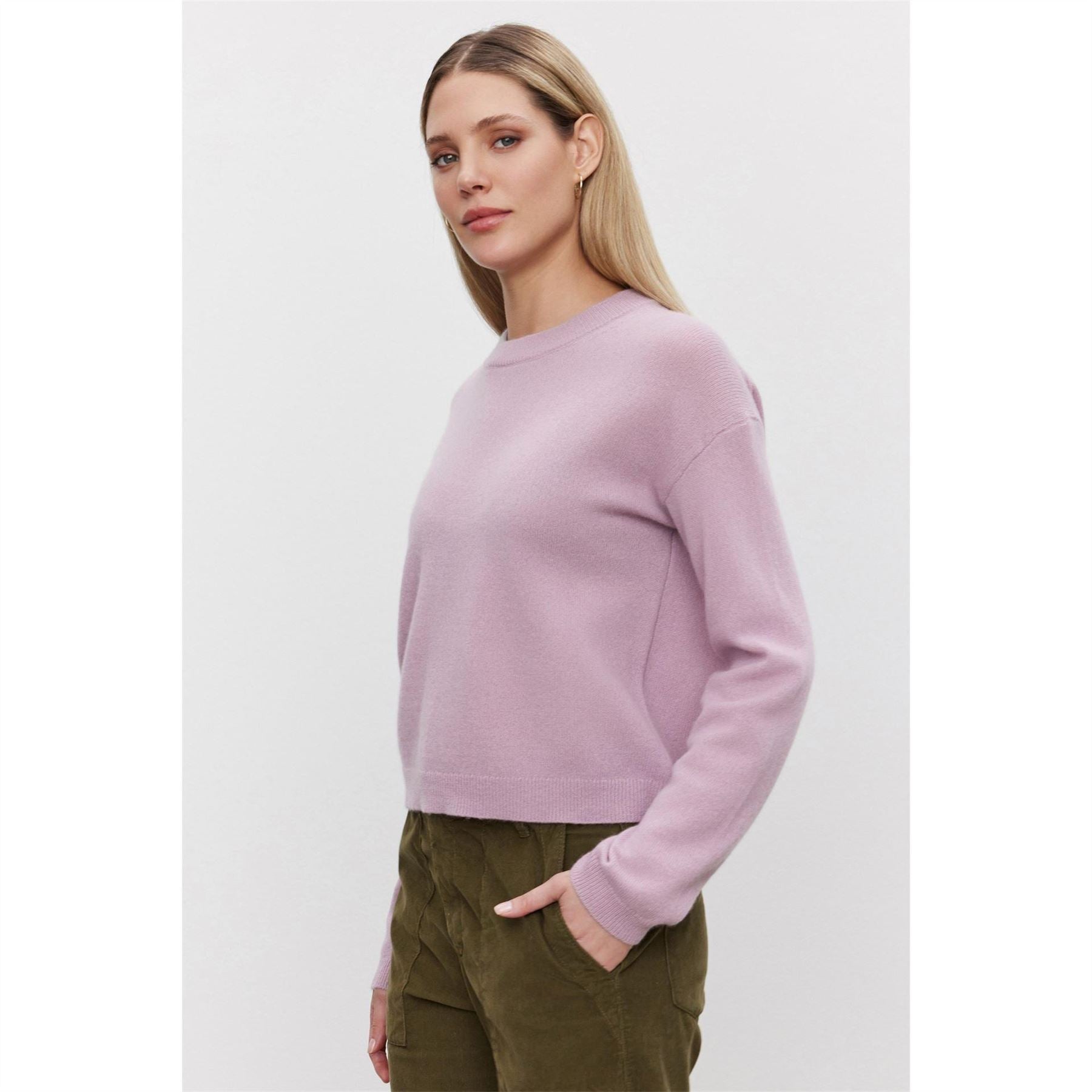 Velvet by Graham and Spencer Regular Fit Crew Neck Long Sleeve Sweater