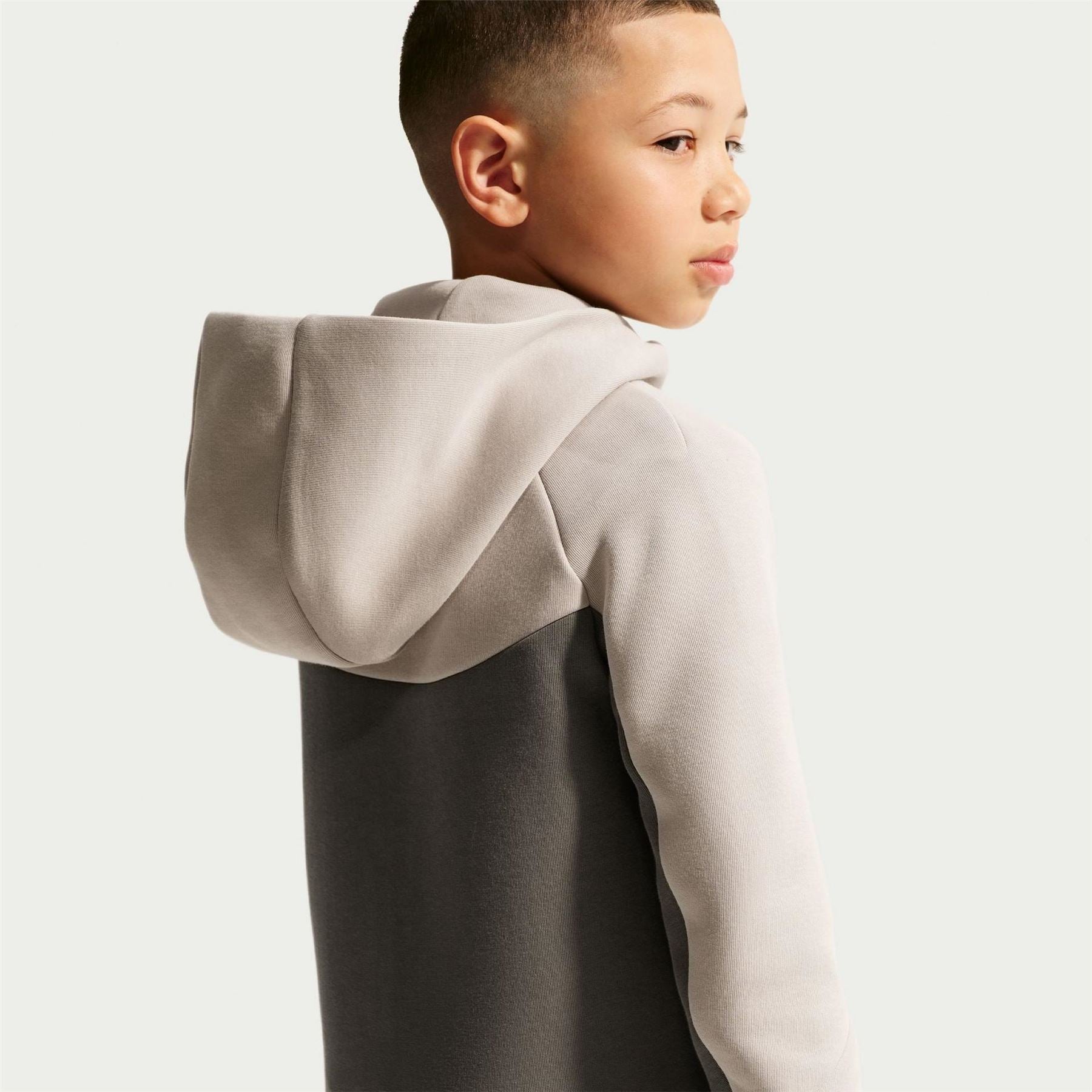 Nike Tech Fleece Regular Fit Hooded Sweatshirt Jacket