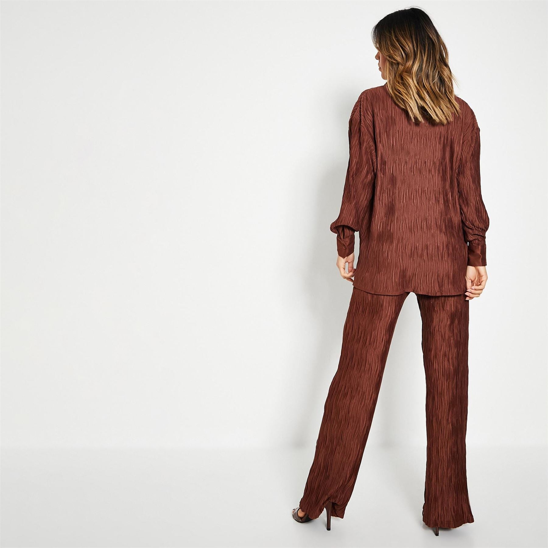 I Saw It First Isif Oversized Crinkled Long Sleeve Plain Shirt